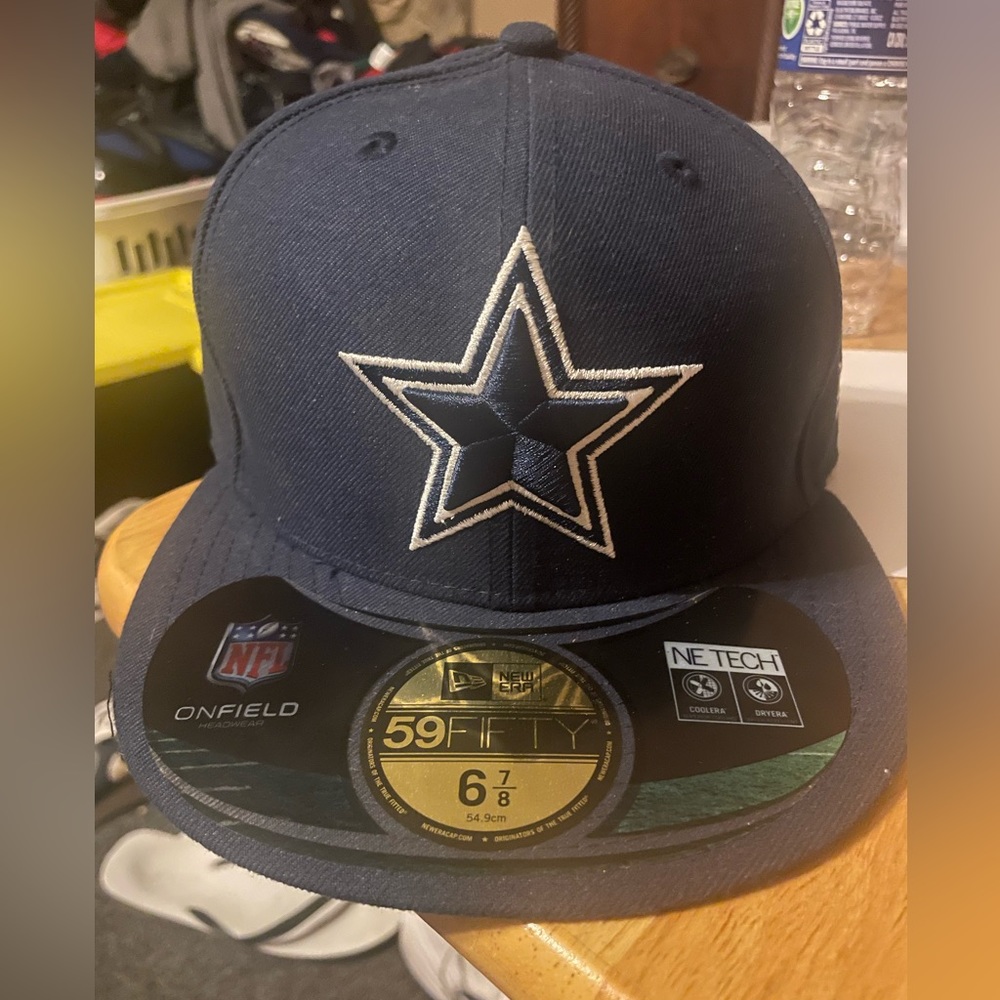 Cowboys Fitted NFL Hat size 6&7/8 brand new with tags